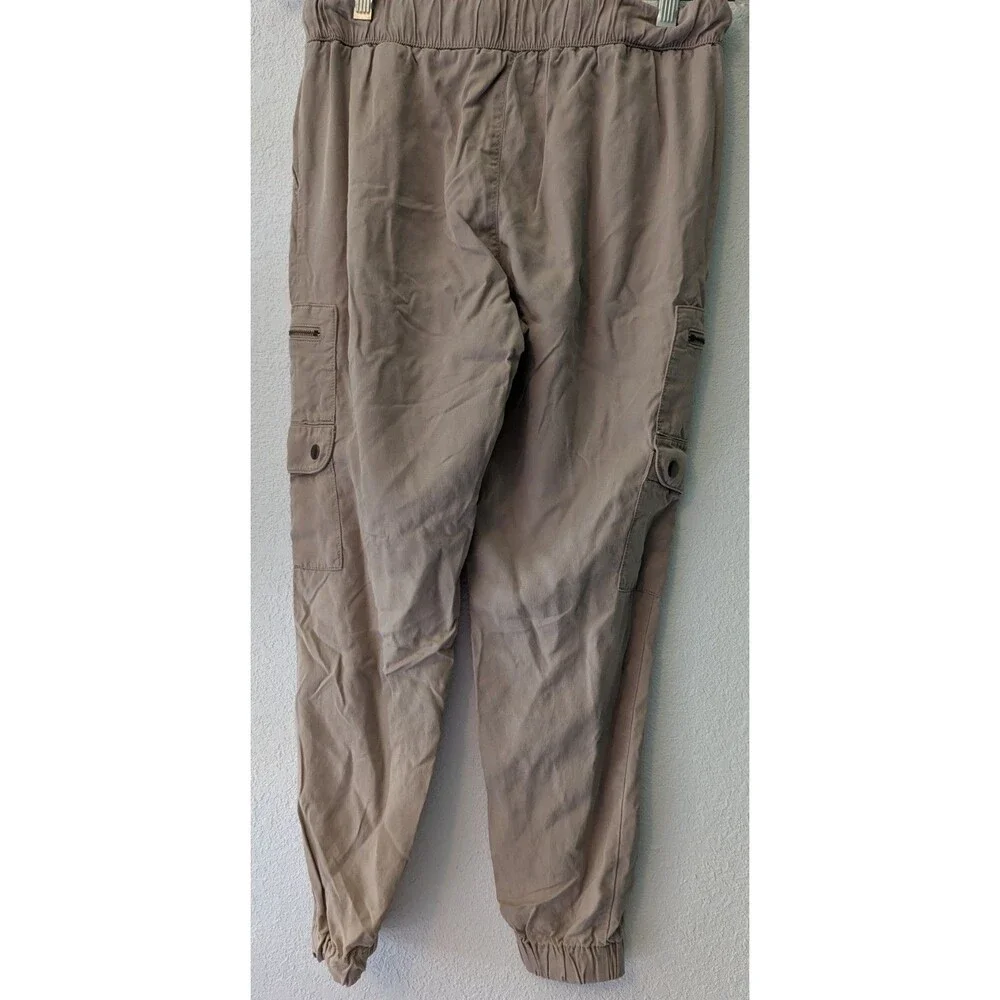 Banana Republic banana republic